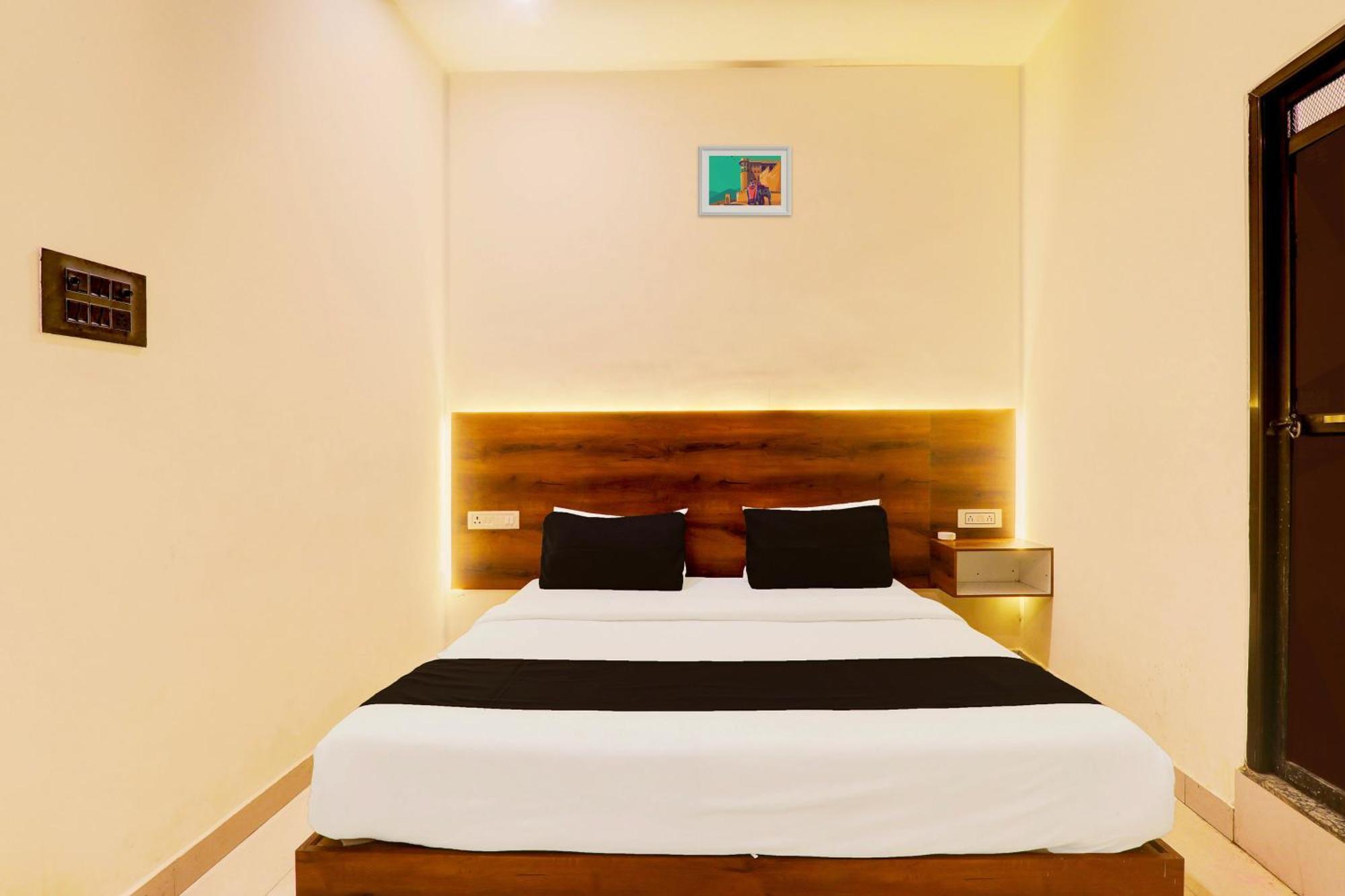 Hotel O Sr Grand Gorakhpur Luaran gambar