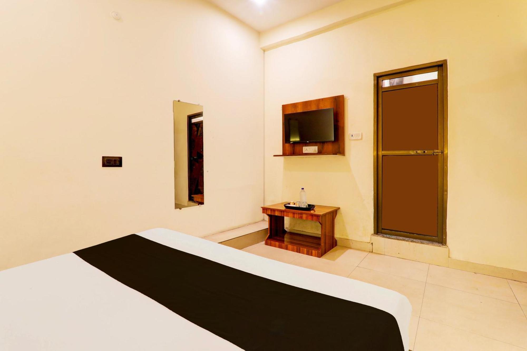 Hotel O Sr Grand Gorakhpur Luaran gambar