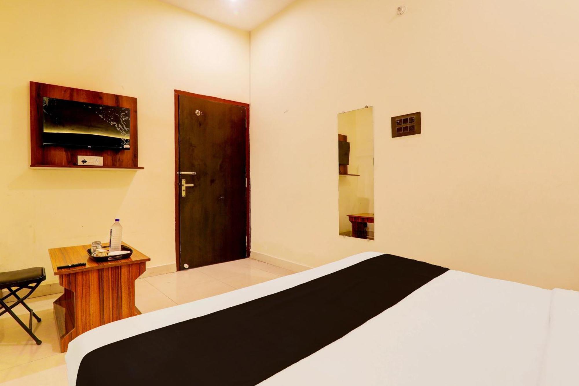 Hotel O Sr Grand Gorakhpur Luaran gambar