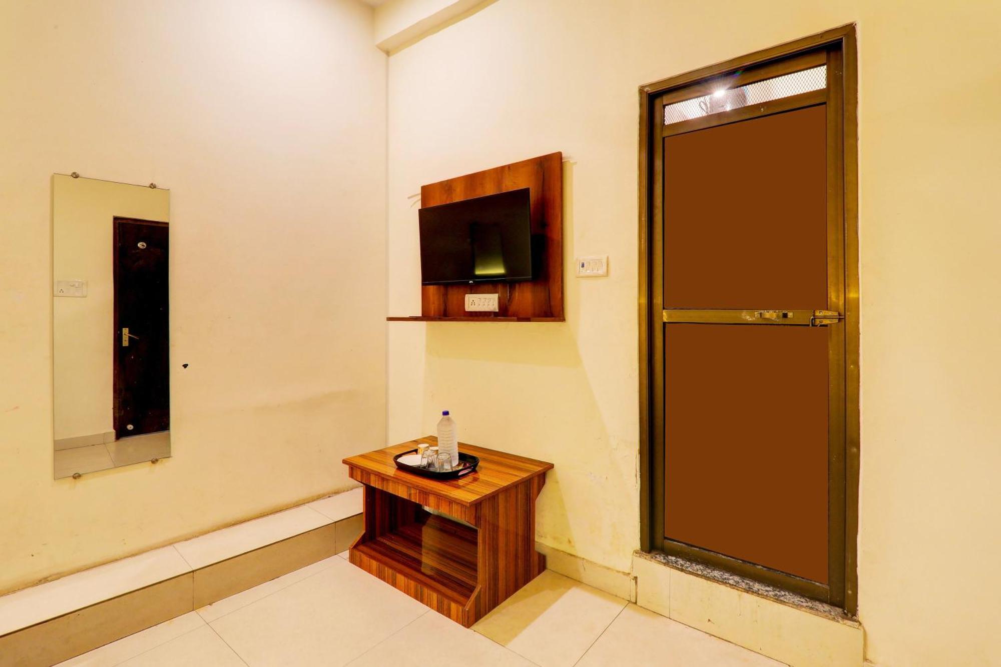 Hotel O Sr Grand Gorakhpur Luaran gambar