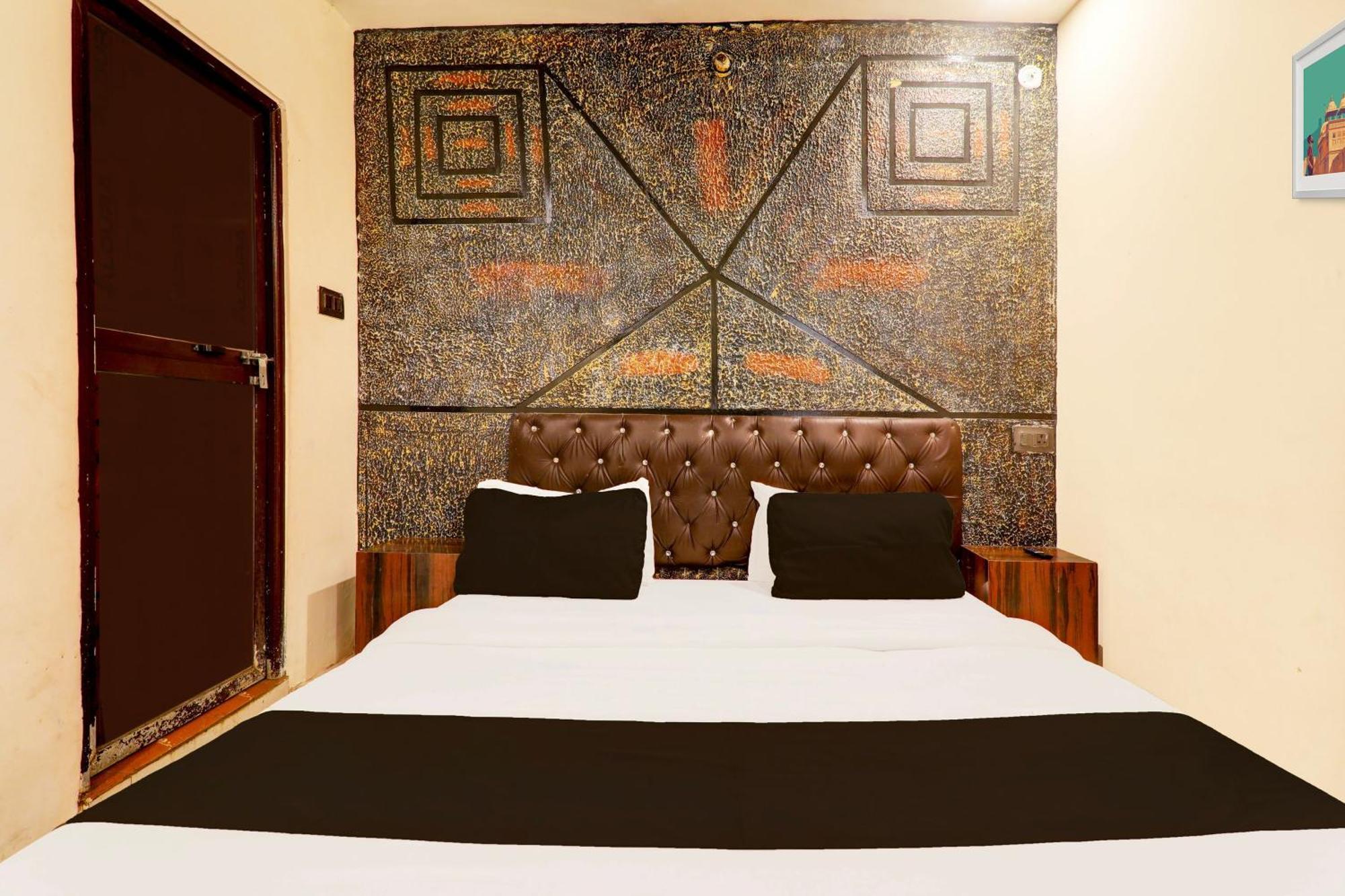 Hotel O Sr Grand Gorakhpur Luaran gambar