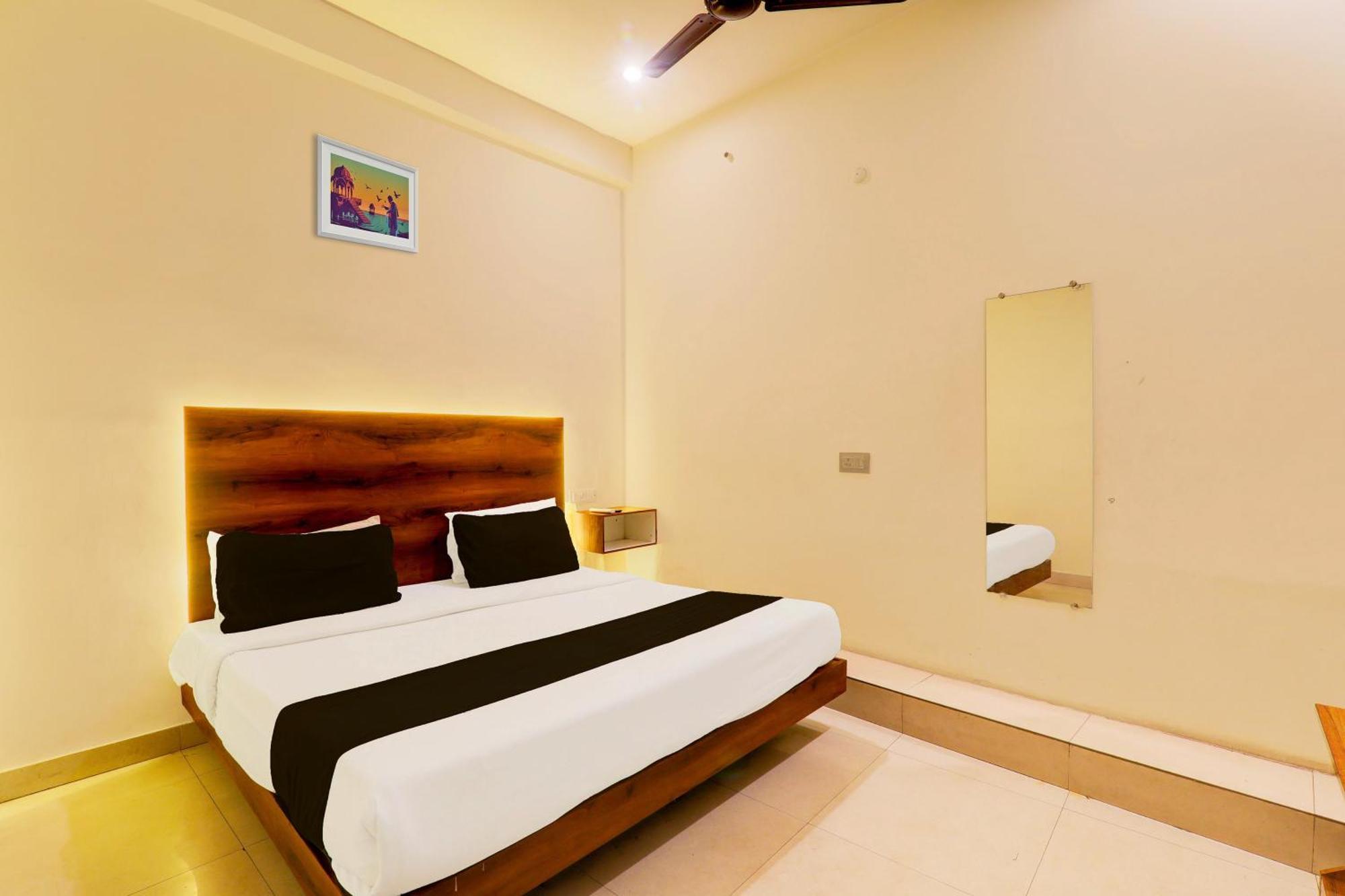 Hotel O Sr Grand Gorakhpur Luaran gambar